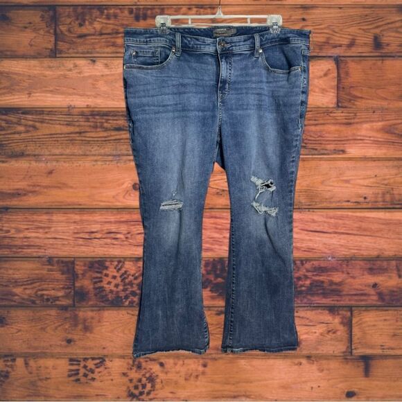 Torrid Mid-Rise Slim Bootcut Jeans Size 22XS - Picture 1 of 5